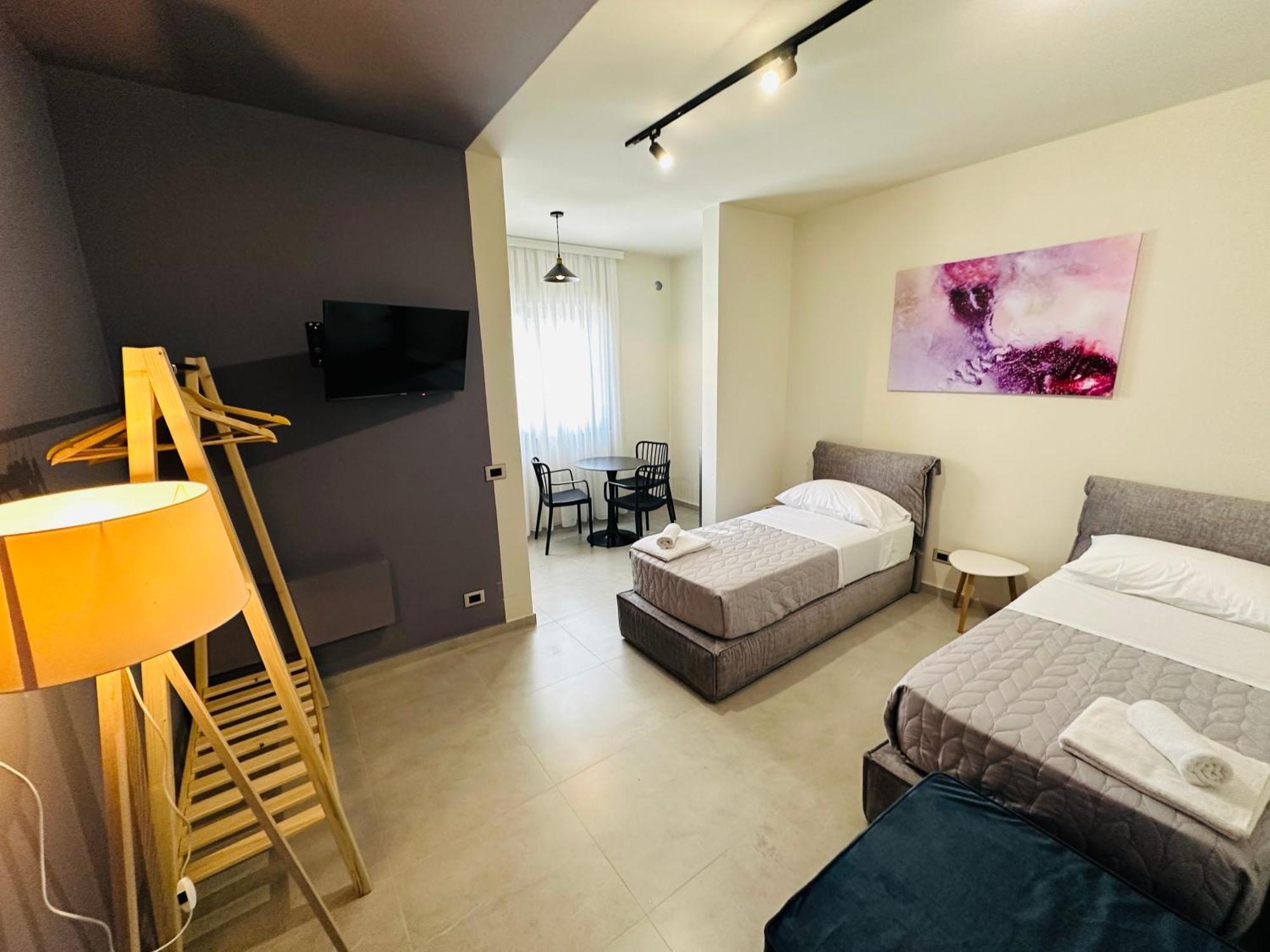 Stay-Five Rooms & Apartments Shkodër Exterior foto